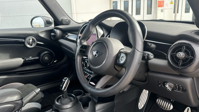 MINI Hatchback 2.0 Cooper S Sport 3dr Auto Petrol Hatchback